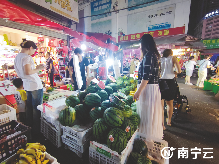 pg电子模拟器(试玩游戏)官方网站35℃+高温天气点燃南宁“夏日经济”(图6)